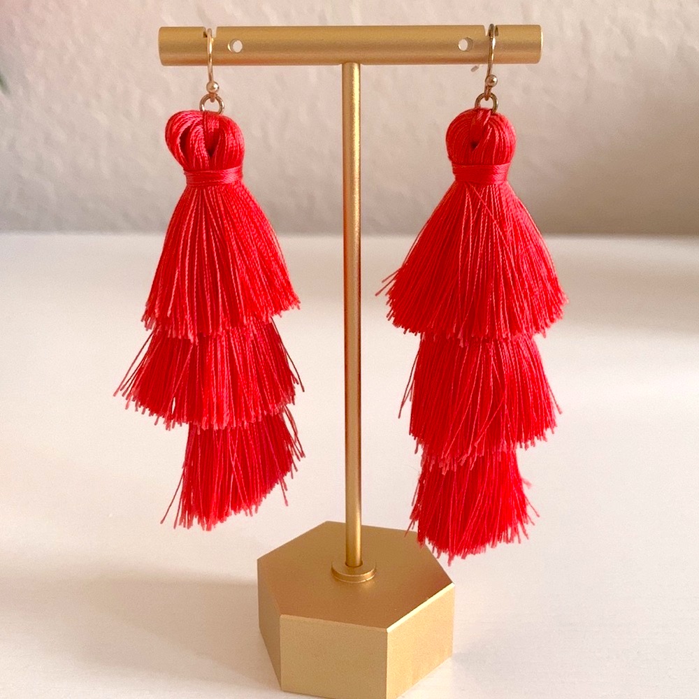 Sugarfix By Baublebar Brand Strawberry Colored Fringe Earrings Sugarfix By Baublebar Brand Strawberry Colored Fringe Earrings